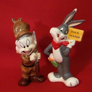 VTG Warner Brothers Elmer Fudd And Bugs Bunny Salt & Pepper Set 1993